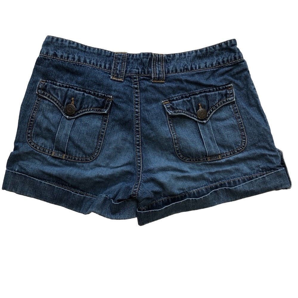 London Jeans Flap Pocket Denim Shorts - Women’s 6